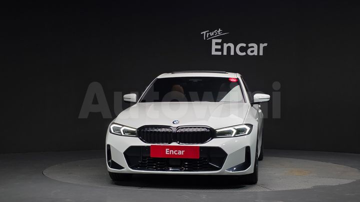 BMW 3 Series 2024 — 3