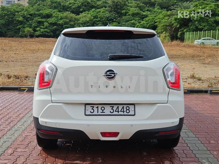 KGM (Ssangyong) Tivoli 2015 — 3