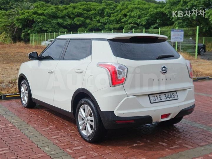 KGM (Ssangyong) Tivoli 2015 — 4