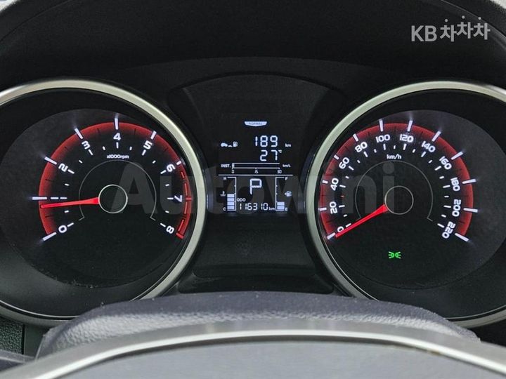 KGM (Ssangyong) Tivoli 2015 — 5