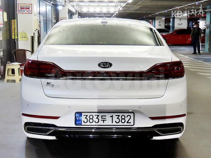 Kia K7 2020 — 5