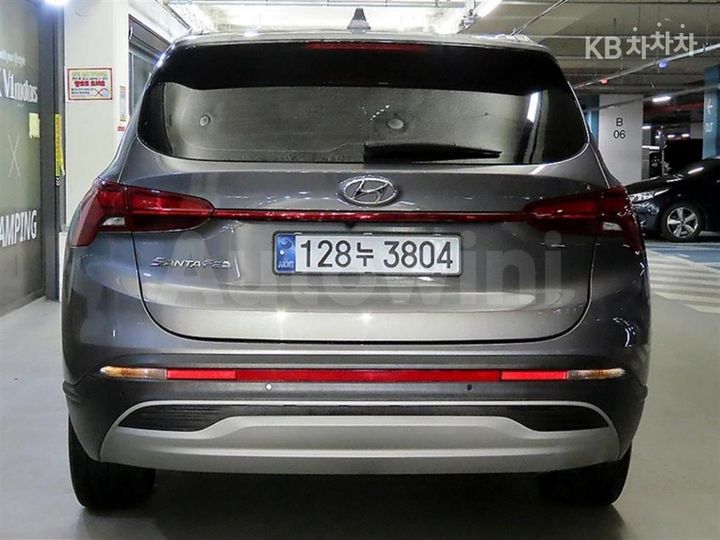 Hyundai SantaFe 2022 — 5