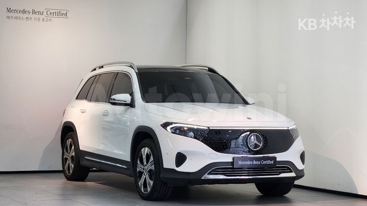 Mercedes Benz EQB