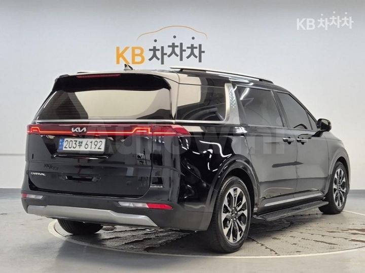 Kia Carnival 2022 — 3