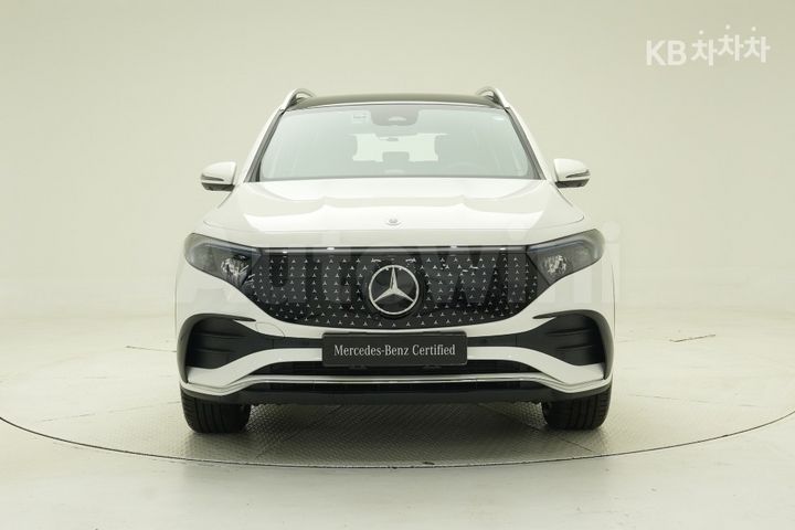 Mercedes Benz EQB