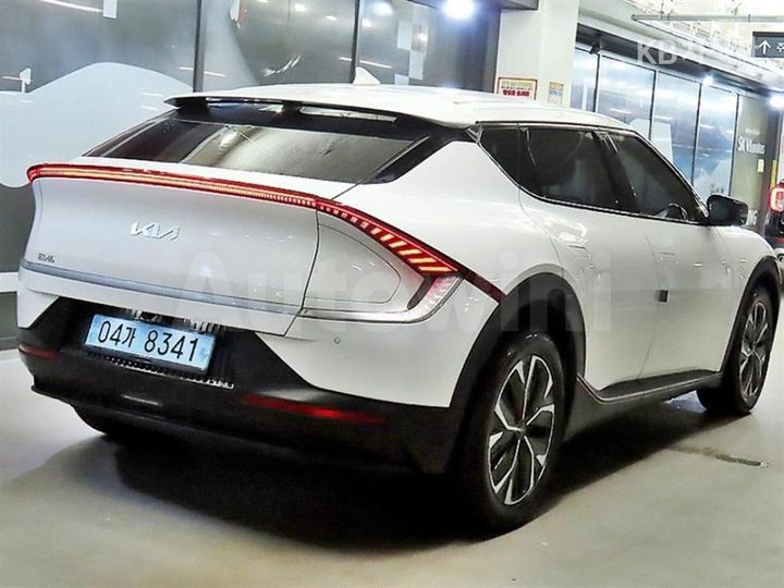 Kia EV6 2024 — 4