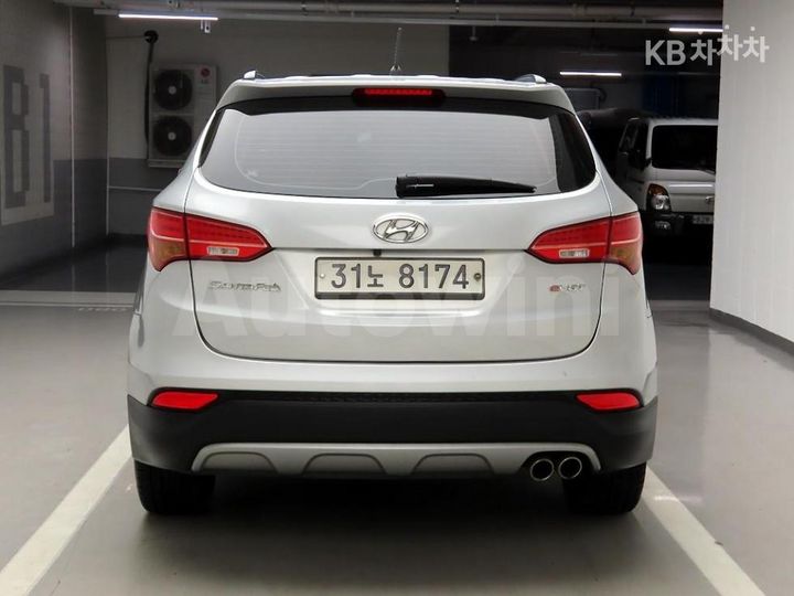 Hyundai SantaFe 2014 — 3