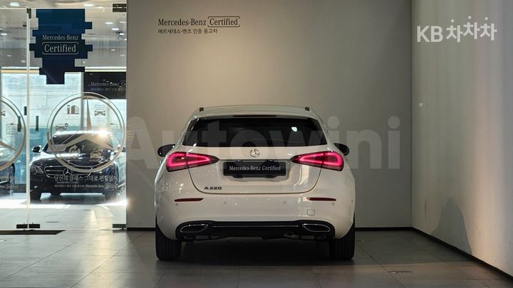 Mercedes Benz A Class 2021 — 4