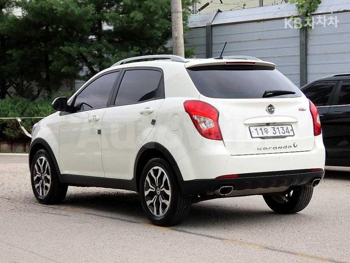 KGM (Ssangyong) Korando 2016 — 3