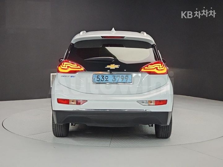 Chevrolet Bolt EV 2018 — 3