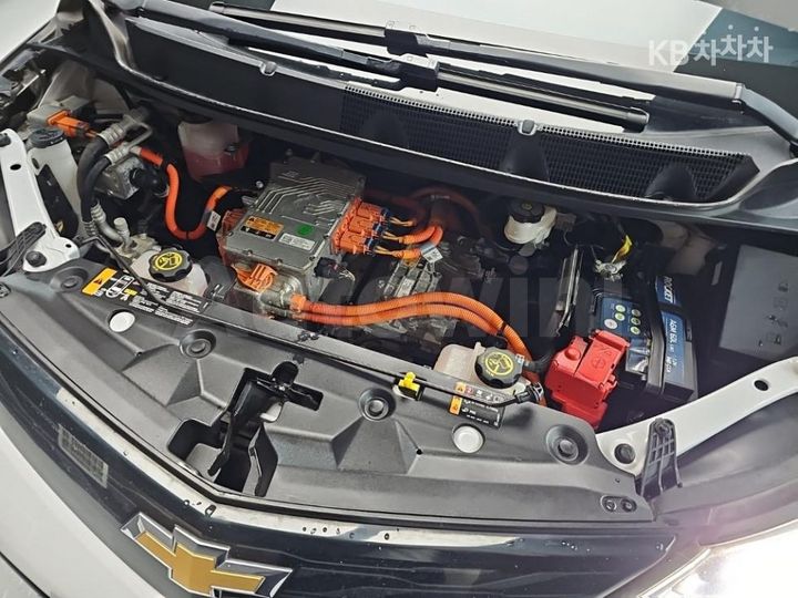 Chevrolet Bolt EV 2018 — 5