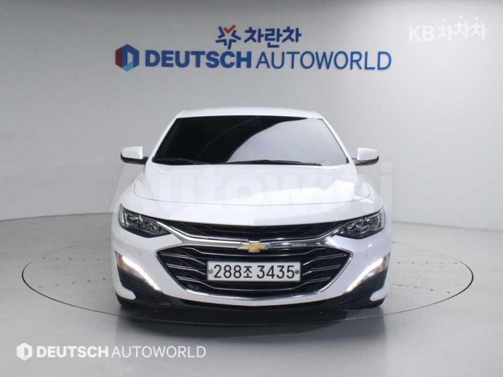 Chevrolet Malibu 2019 — 3