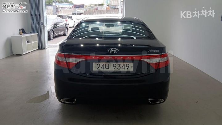 Hyundai Grandeur 2011 — 4