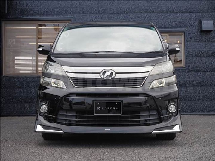 Toyota Vellfire 2013 — 2