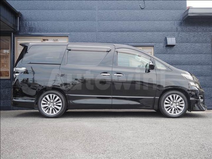 Toyota Vellfire 2013 — 4