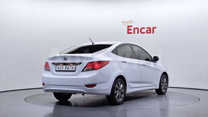 Hyundai Accent 2018 — 2