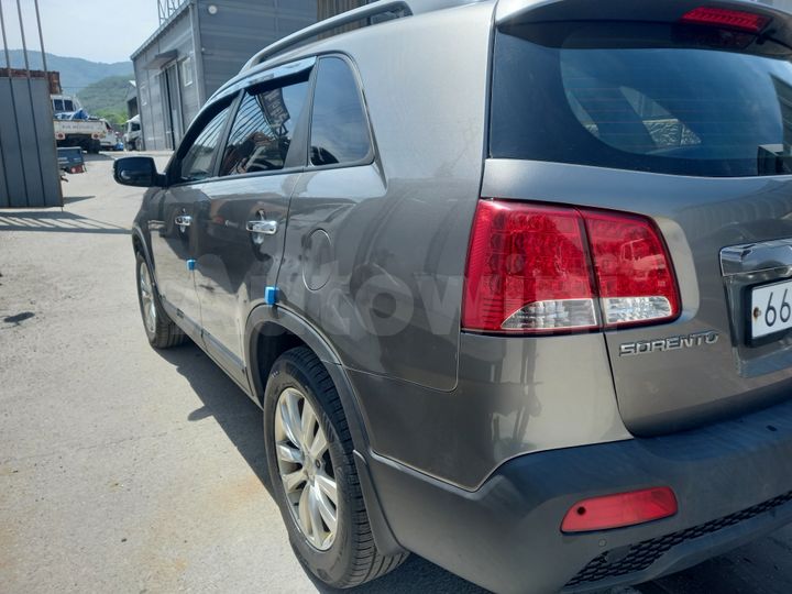 Kia Sorento 2010 — 5