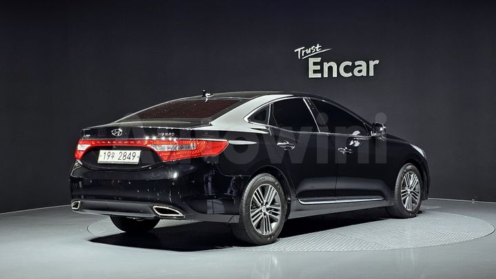 Hyundai Grandeur 2013 — 2