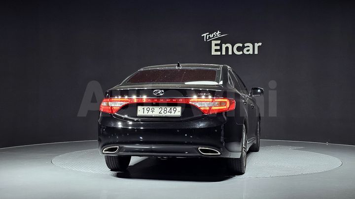Hyundai Grandeur 2013 — 4