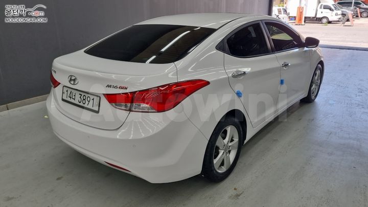 Hyundai Avante 2012 KMHDH41DBCU481347 — 2