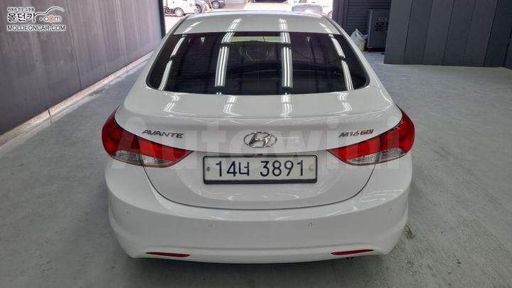 Hyundai Avante 2012 KMHDH41DBCU481347 — 4