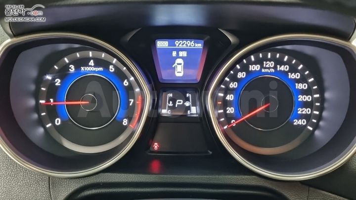 Hyundai Avante 2012 KMHDH41DBCU481347 — 5