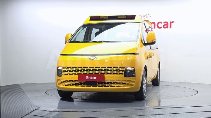 Hyundai Staria 2024 — 3