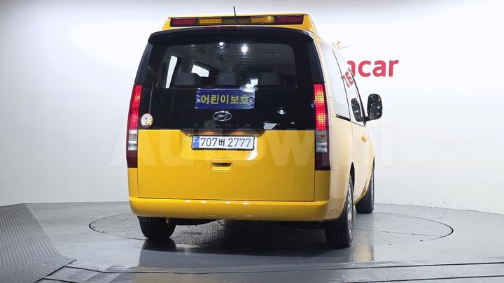 Hyundai Staria 2024 — 4