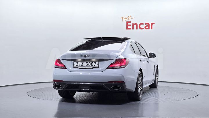 Genesis G70 2018 — 4