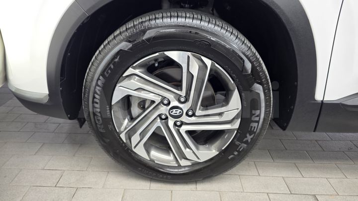 Hyundai SantaFe 2022 — 5