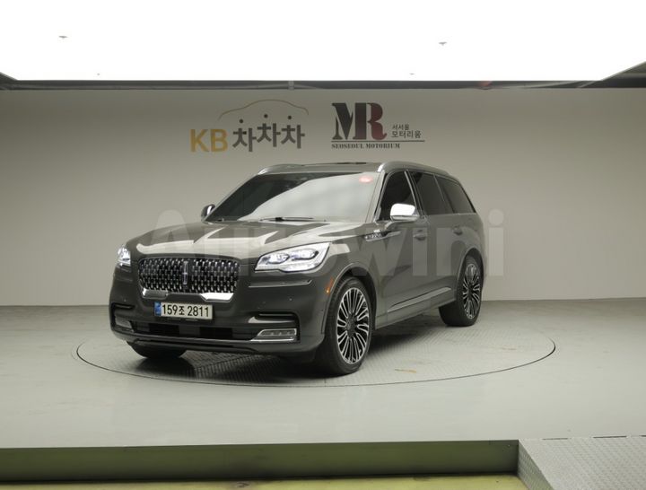Lincoln Aviator 2021 — 3
