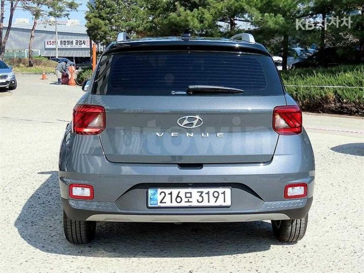 Hyundai Venue 2024 — 4