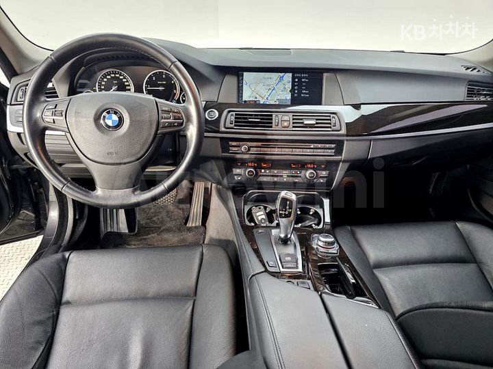 BMW 5 Series 2011 WBAFW1106BC663407 — 5
