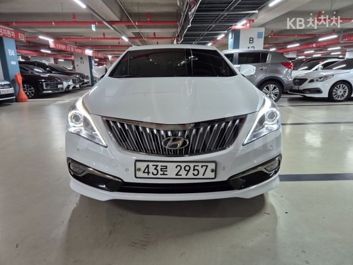 Hyundai Grandeur 2015 — 2