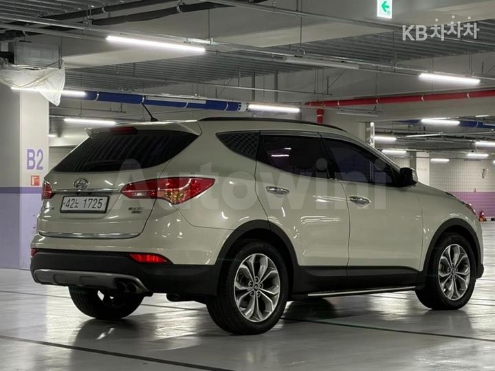 Hyundai SantaFe 2013 — 4