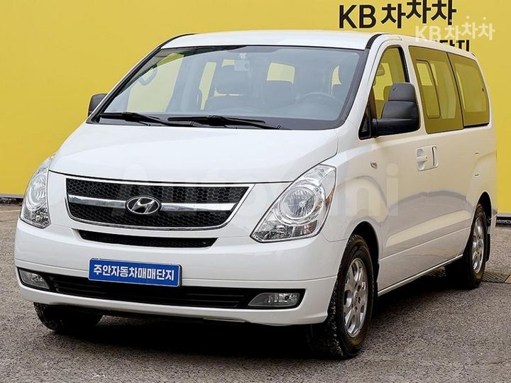 Hyundai Starex 2015 — 2