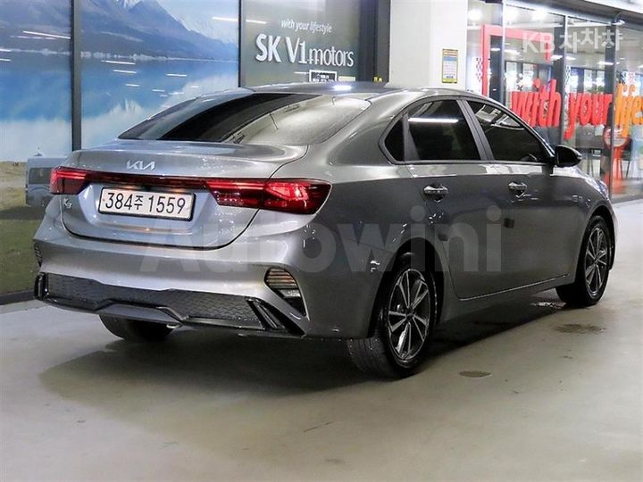 Kia K3 2022 — 4