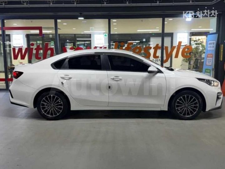 Kia K3 2019 — 3