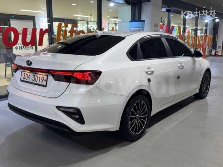 Kia K3 2019 — 4