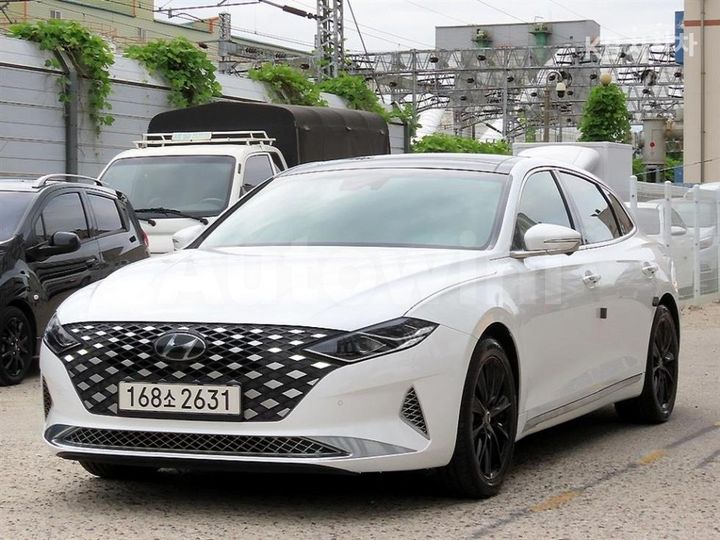 Hyundai Grandeur 2022 — 2