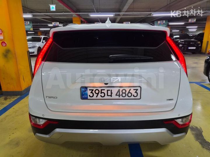 Kia Niro 2022 — 5