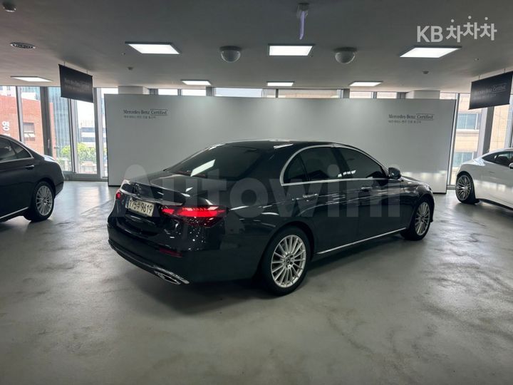 Mercedes-Benz E Class 2021 W1KZF4FB4MA943441 — 4