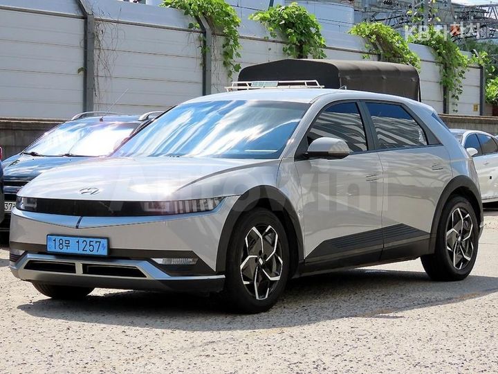 Hyundai Ioniq5 2023 — 2