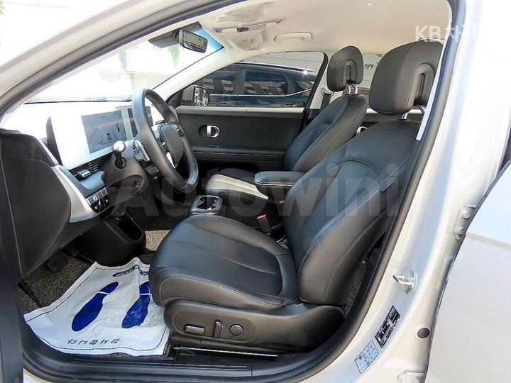 Hyundai Ioniq5 2023 — 5