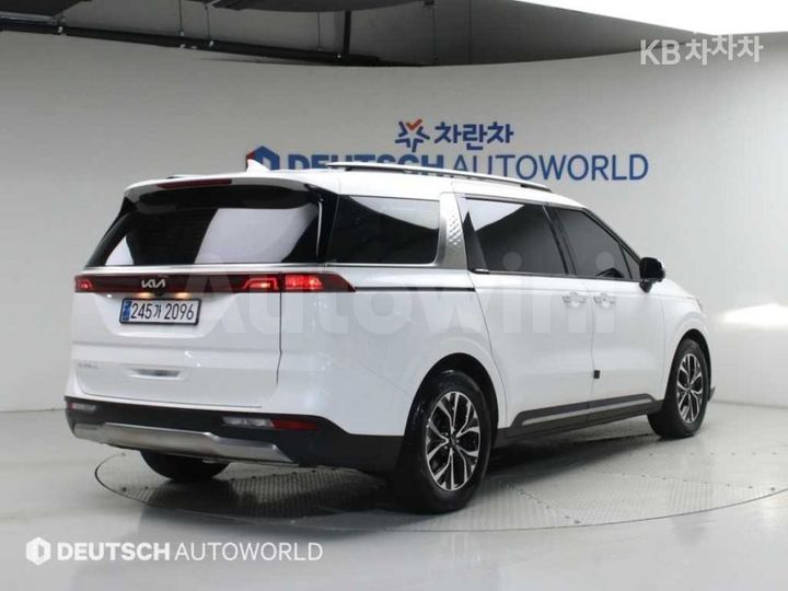 Kia Carnival 2023 KNANC813BPS207769 — 2