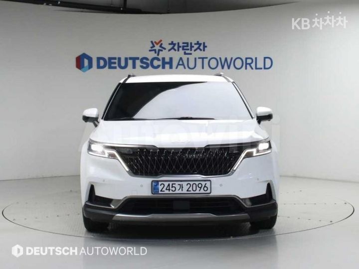 Kia Carnival 2023 KNANC813BPS207769 — 3