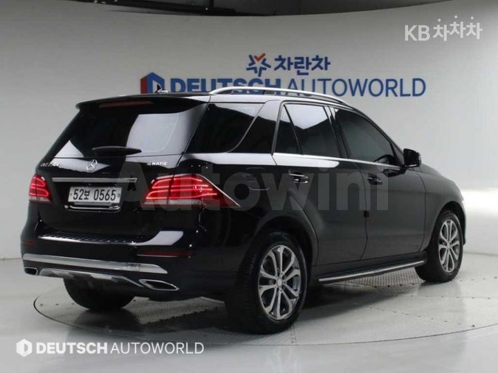 Mercedes-Benz GLE Class 2016 WDCDA0EB4GA678645 — 3