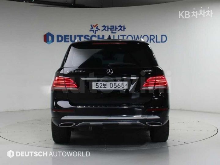 Mercedes-Benz GLE Class 2016 WDCDA0EB4GA678645 — 4