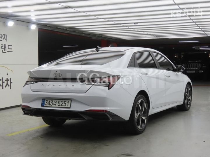 Hyundai Avante 2021 — 4