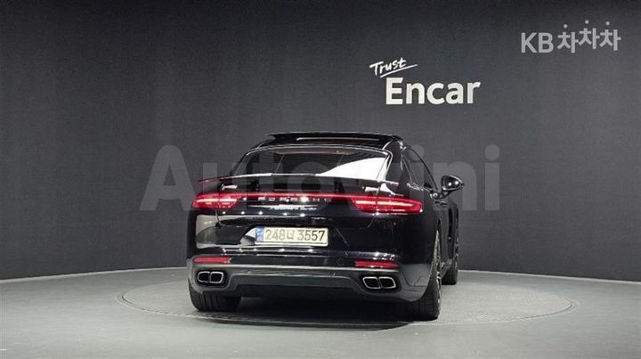 Porsche Panamera 2017 WP0AF2979HL150455 — 4